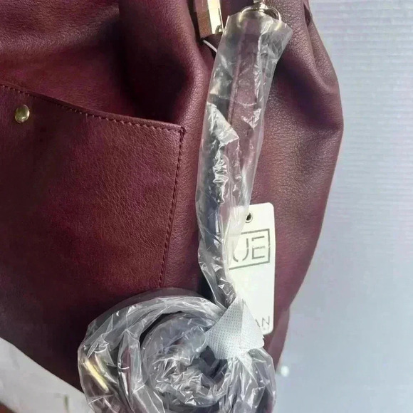 Brand New with tags Urban Expressions Burgundy Hobo - Picture 3 of 8